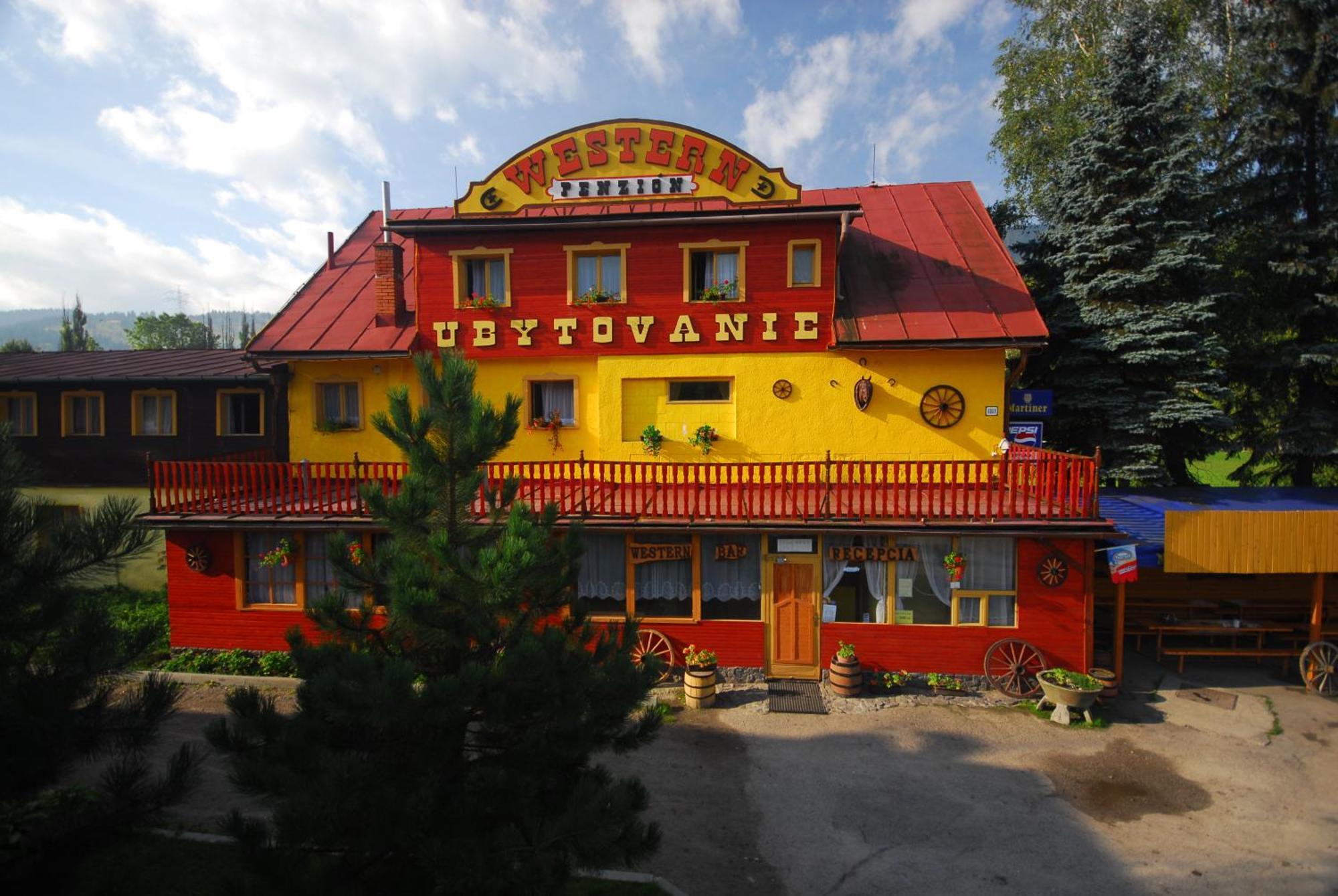Western Penzion Ruzomberok Esterno foto